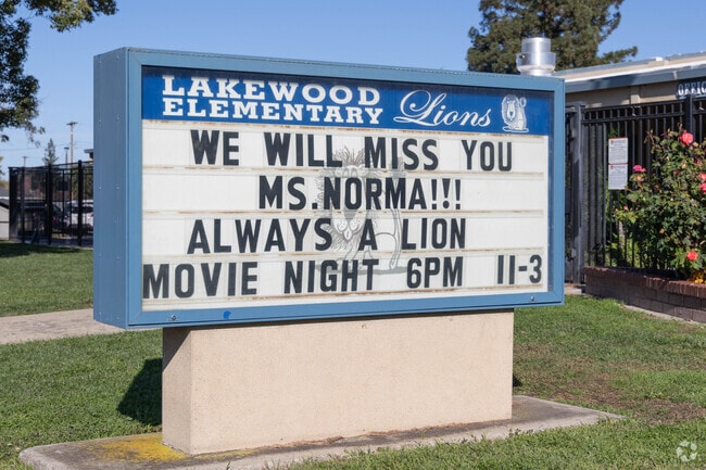 There are about 460 students at Lakewood Elementary School in Lodi.