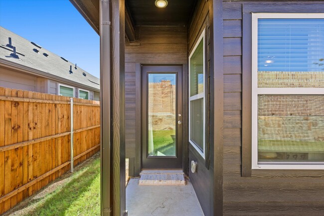 605 Presidio St, Krugerville, TX 76227 - photo 3