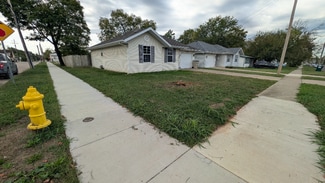 2302 W Olive St, Springfield, MO 65802