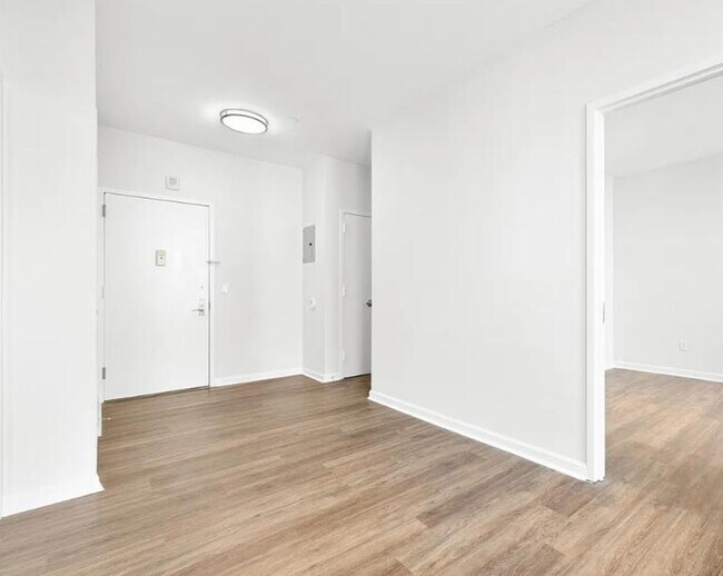 25 Park Row unit 23N, New York, NY 10038 - photo 3