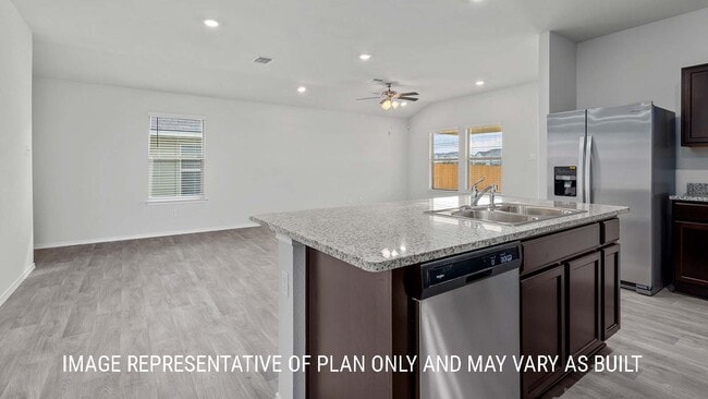 1202 Iron Horse Dr, Killeen, TX 76549 - photo 2