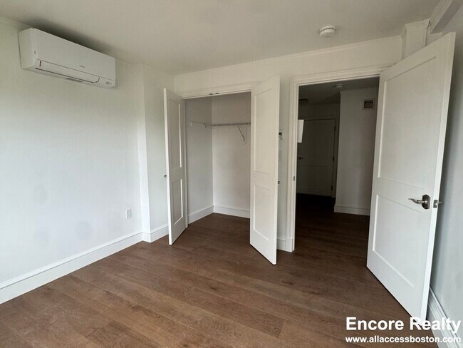 1200 Massachusetts Ave unit 10615C, Cambridge, MA 02138 - photo 5
