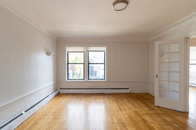 6830 S Jeffery Blvd unit 6830 S Jeffery Blvd, Chicago, IL 60649 - photo 6