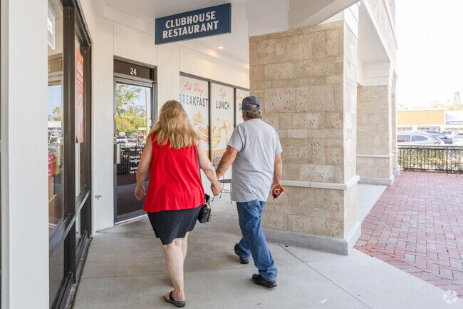 The restaurants along Starkey Road in Largo include Clubhouse Restaurant, a casual cafe serving American dishes.