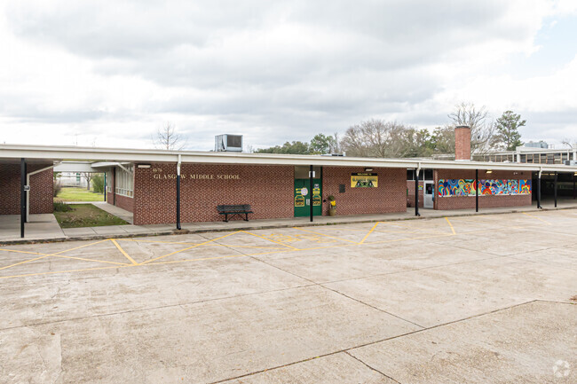 Glasgow Middle School offers a wide variety of academic opportunities to students.