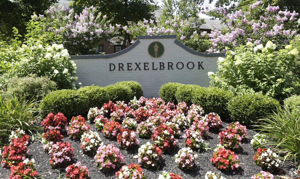 Drexelbrook 4804 Drexelbrook Dr, Drexel Hill, PA