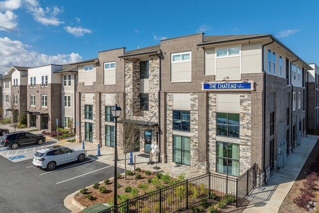 The Chateau 55+ Age Exclusive Apartments, Hoschton, GA 30548 - photo 2