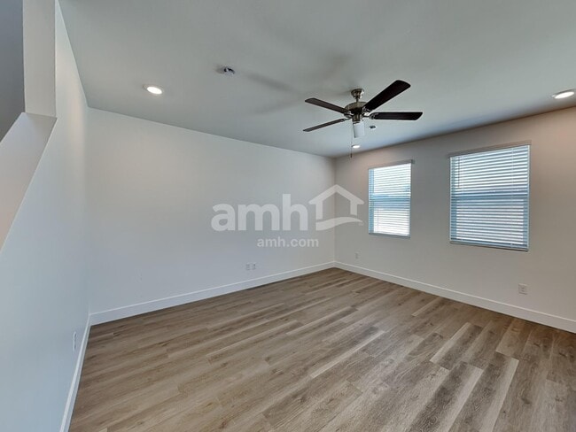 9596 Harkes Dr, Tucson, AZ 85747 - photo 5