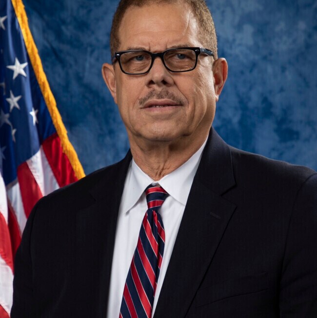 Carlyle Kent