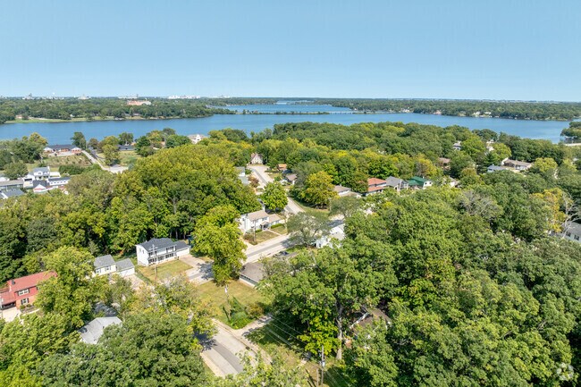 Bayshore is located along the southern coast of Lake Decatur.