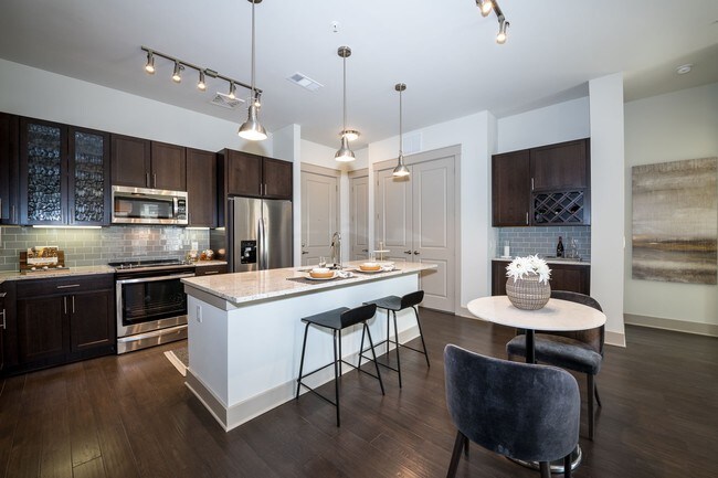 Gateway Chastain, Atlanta, GA 30342 - photo 5