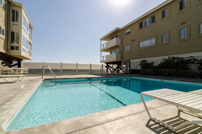 22626 Pacific Coast Hwy unit 12, Malibu, CA 90265 - photo 5