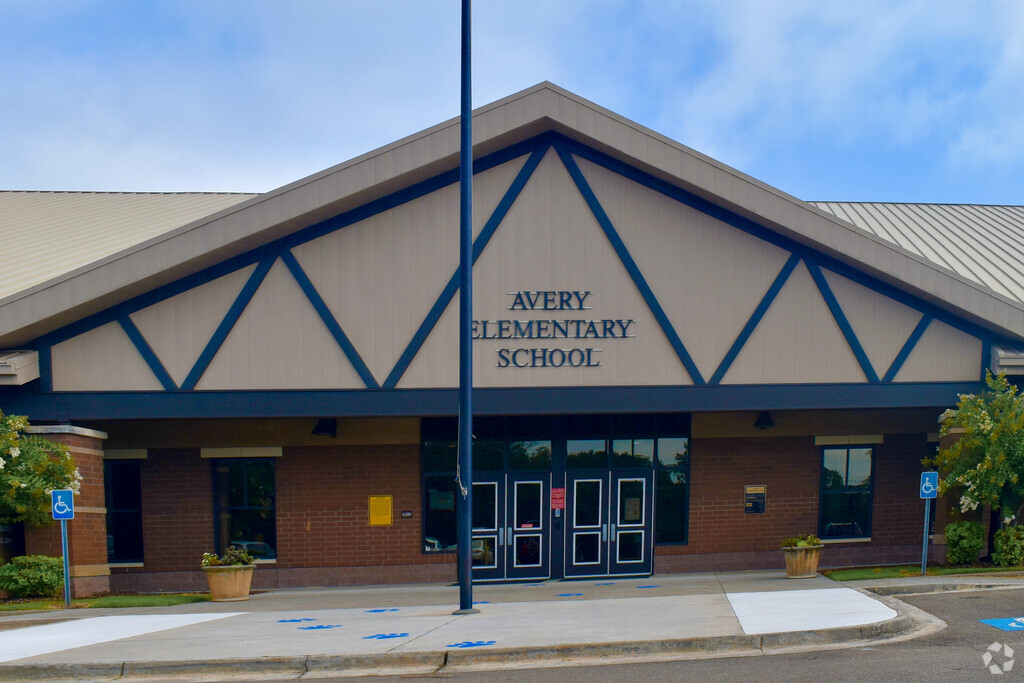 Avery Elementary School, Canton GA Rankings & Reviews - Homes.com