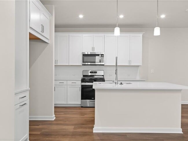 706 Smokey Quartz Way, Kennesaw, GA 30144 - photo 2