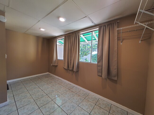 2647 Independence Ave unit 2, Huntington Park, CA 90255 - photo 7