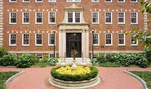 Chauncy Court - Courtyard