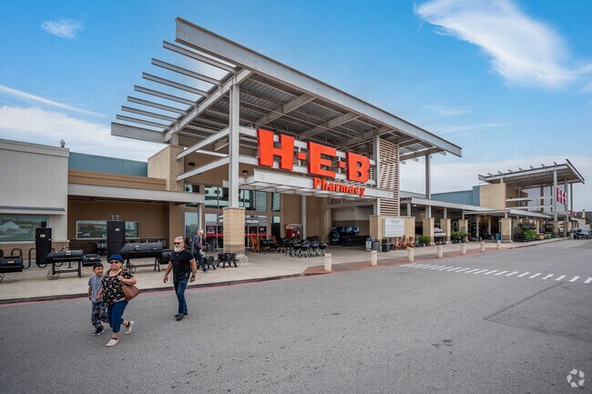 Residents can shop for fresh produce and meats at HEB in Clear Lake Shores.