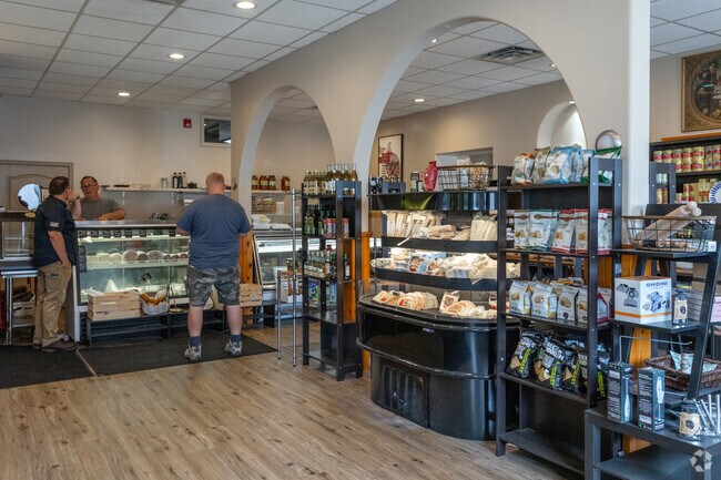 Mariano’s Cucina brings authentic Italian flavors to the heart of Jessup, PA.