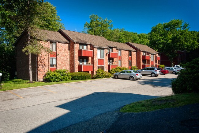 Poets Corner, Library, PA 15129 - photo 4