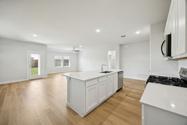 622 Marigold Hill Way, McKinney, TX 75071 - photo 5