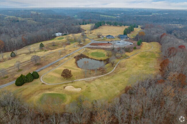 Locals have multiple golfing options in Coopertown such as Nashville National Golf Links.