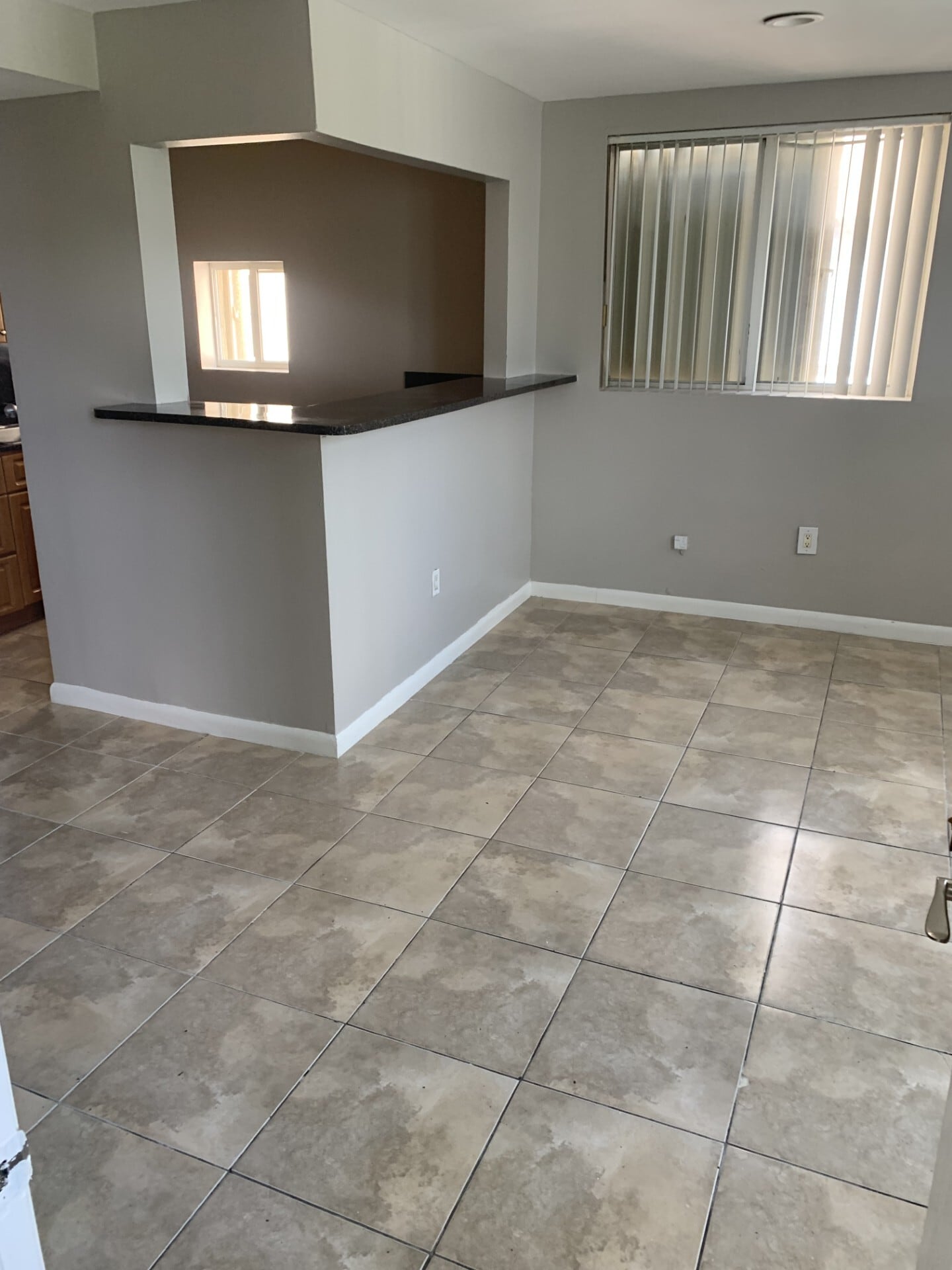 1036 SW 3rd St, Miami, FL 33130 - photo 1