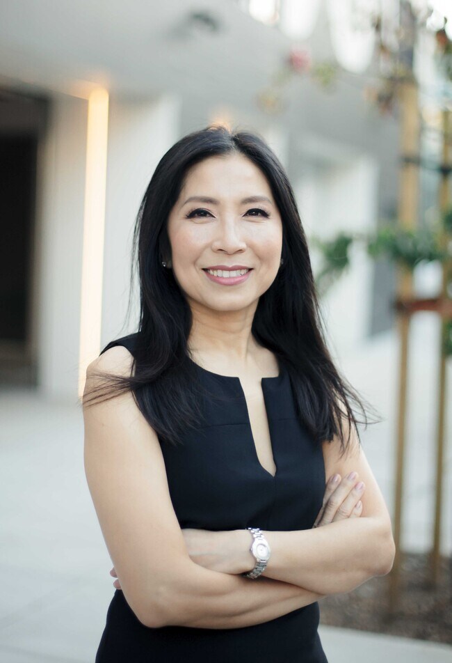 Joanne Leong