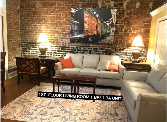 854 Camp St unit A 1st floor furnishe, New Orleans, LA 70130 - photo 3