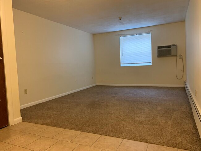 340 Highland Ave unit 2, Malden, MA 02148 - photo 4