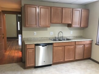 3205 Arsenal St, St. Louis, MO 63118