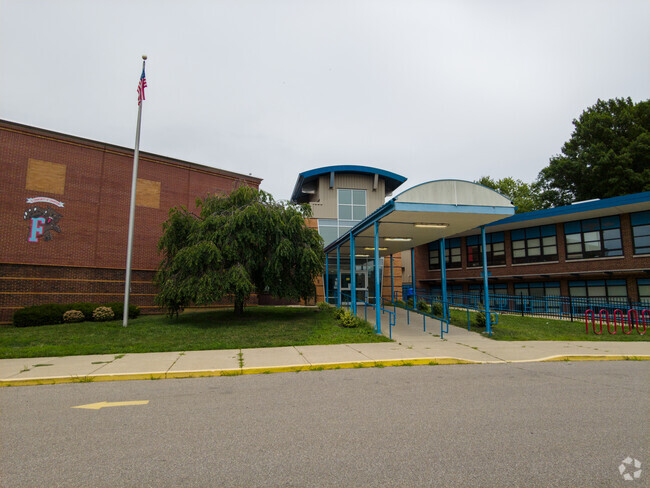 Finneytown Elementary School in Brentwood is part of the Finneytown Local School District.