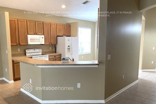 4553 Gateway Blvd, Wesley Chapel, FL 33544 - photo 3