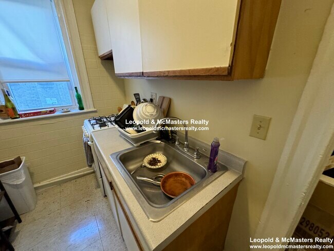 68 Woodstock Ave unit 3, Brighton, MA 02135 - photo 3