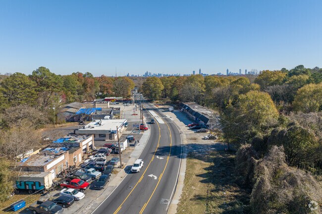 You'll find retail and restaurants along Bankhead Highway.