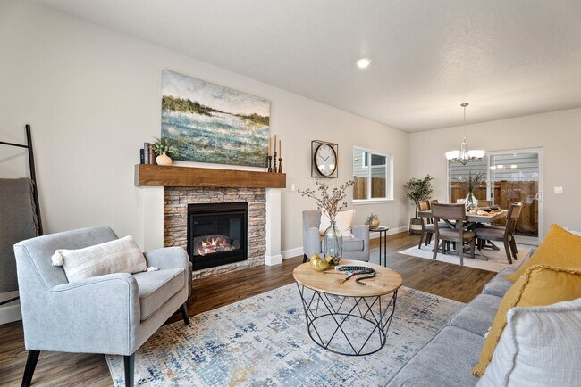 873 E Kinsley Ave, Hermiston, OR 97838 - photo 3