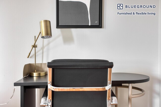 632 Massachusetts Ave unit FL2-ID764, Cambridge, MA 02139 - photo 4