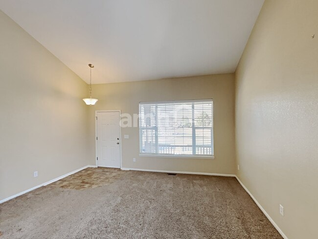 3910 S Quatar St, Aurora, CO 80018 - photo 7
