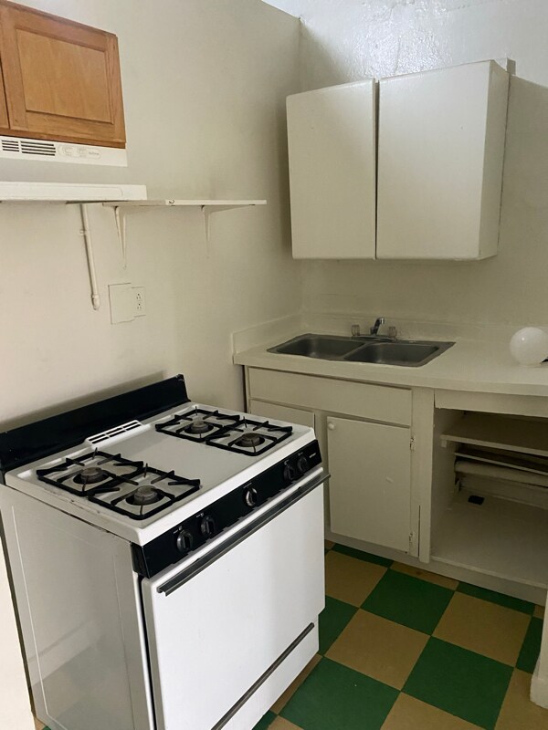 614 N Dallas St, El Paso, TX 79902 - photo 6