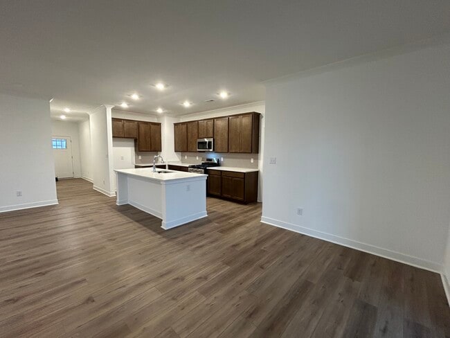 5467 Volanti Way, Greenwood, IN 46143 - photo 4