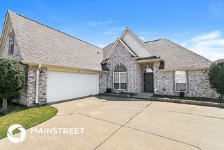 2743 Olivia Ln, Southaven, MS 38672