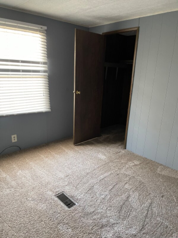 9106 Oh-279, Oak Hill, OH 45656 - photo 6