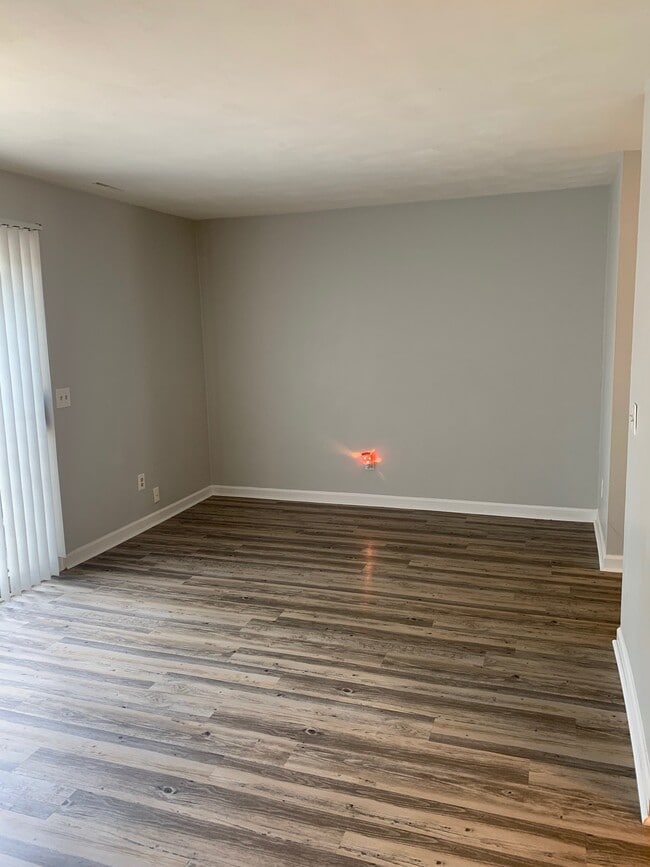 2410 Ridge Rd, Blacksburg, VA 24060 - photo 3