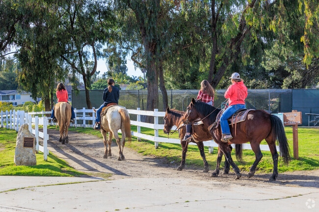 Bridle trails are common in Rolling Hills.