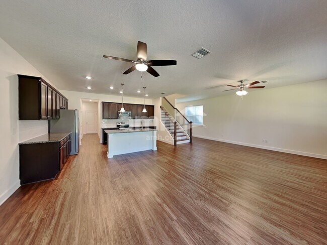 1889 Silver Point, Middleburg, FL 32068 - photo 4