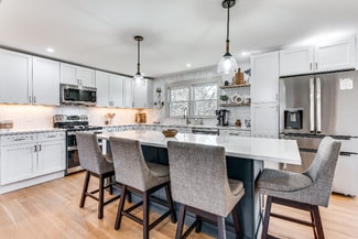 256 Hanscom Rd, Eliot, ME 03903