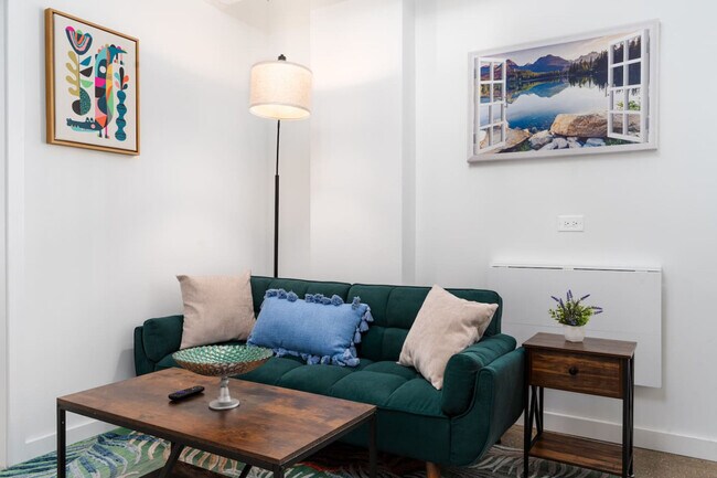 1049 W Lawrence Ave unit ID1060825P, Chicago, IL 60640 - photo 2