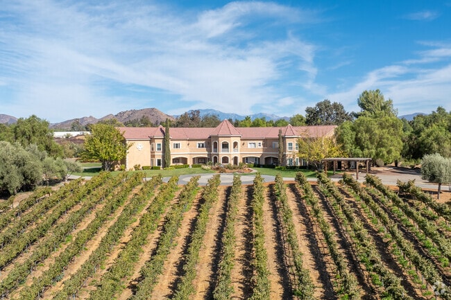 Find your next dream home when coming to the beautiful city of Temecula.