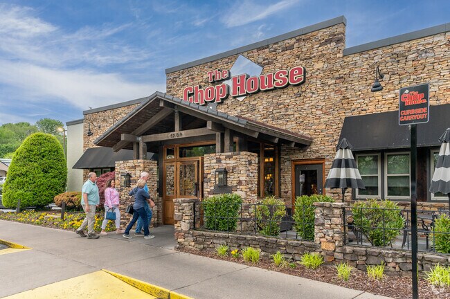 The Chop House on Eastman Road is one of the most popular restaurants in the Highland Park neighborhood.