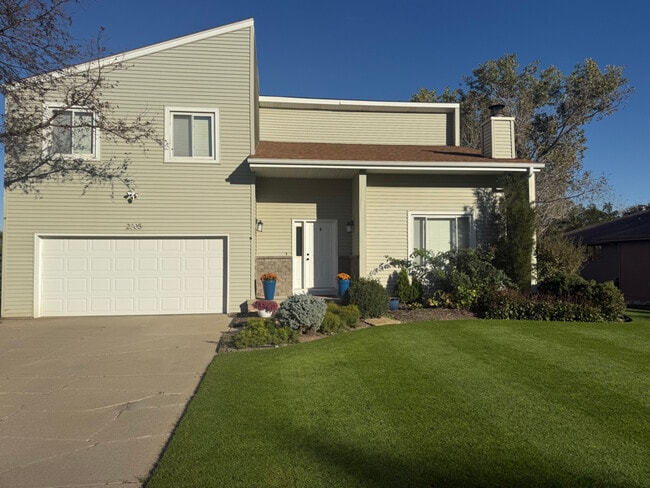 2305 S 165th St, Omaha, NE 68130 - photo 3