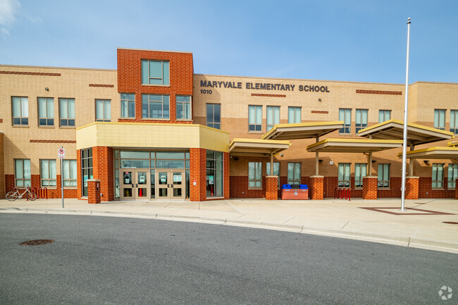 Maryvale Elementary School, Rankings & Reviews - Homes.com